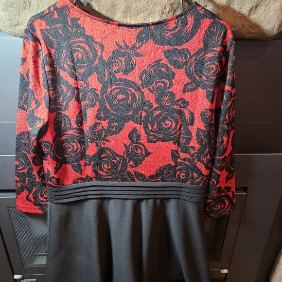 Homeyee fancy dress - Picture 4 of 8